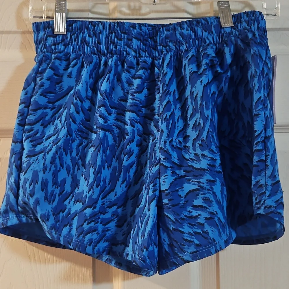 Nike girls’ one